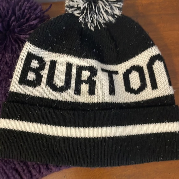 Stocking hats - Picture 3 of 6